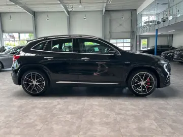 GLA 45 AMG S 4M+ DISTRONIC-AHK-PER.SITZ-PANORAMA