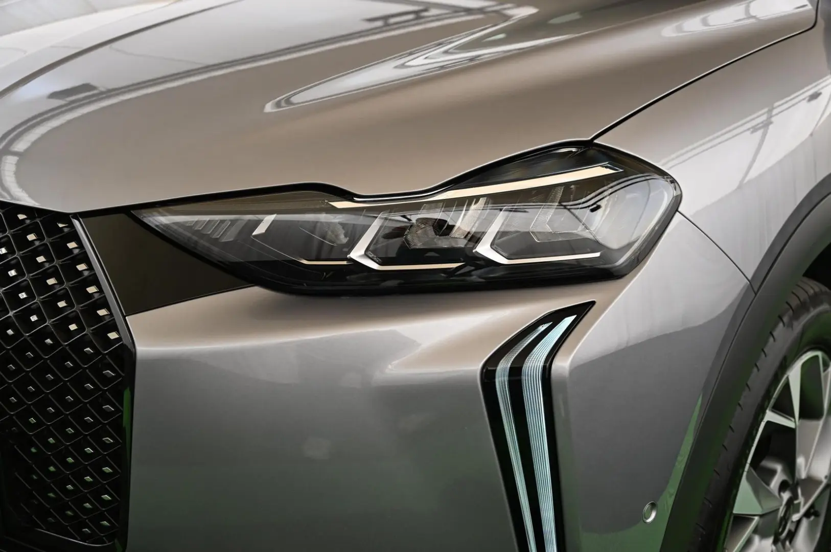 DS3 1.2 PT EAT8 Esprit de Voyage NEW 38.000 EUR