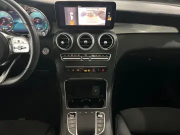 GLC 300 de 4Matic*AMG-LINE*PANO*KAMERA*NIGHT*LED