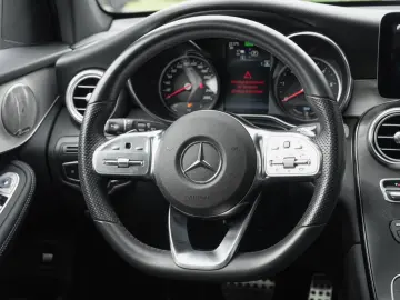 GLC 300 de 4M AMG Panorama Kamera Burmester AHK
