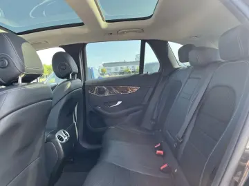 GLC 300de 4M AMG+AHK+MULTIB+PANO+KAM+TOTWINKEL