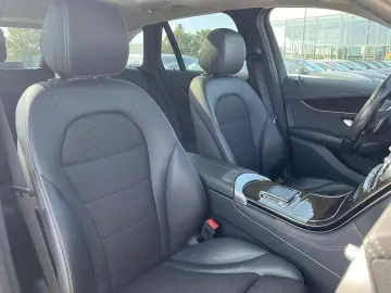 GLC 300de 4M AMG+AHK+MULTIB+PANO+KAM+TOTWINKEL