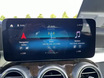 GLC 300de 4M AMG+AHK+MULTIB+PANO+KAM+TOTWINKEL