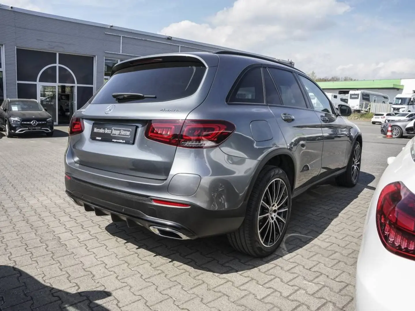 GLC 300 e 4M AMG Night Sitzheizung LED