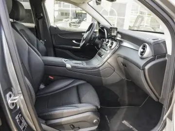 GLC 300 e 4M AMG Night Sitzheizung LED