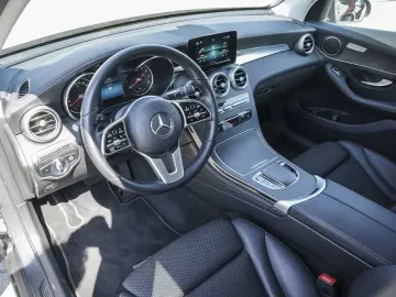 GLC 300 e 4M AMG Night Sitzheizung LED