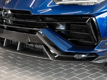 Urus Performante|FULL CARBON|AKRAPOVIC|B&O|VOLL