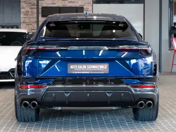 Urus Performante|FULL CARBON|AKRAPOVIC|B&O|VOLL