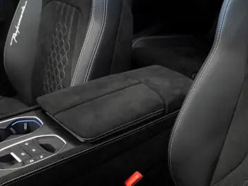 Urus Performante|FULL CARBON|AKRAPOVIC|B&O|VOLL