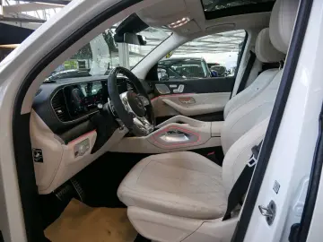 GLE 63 AMG S 4M+ NIGHT BURM DISTR DRIVERS PANO