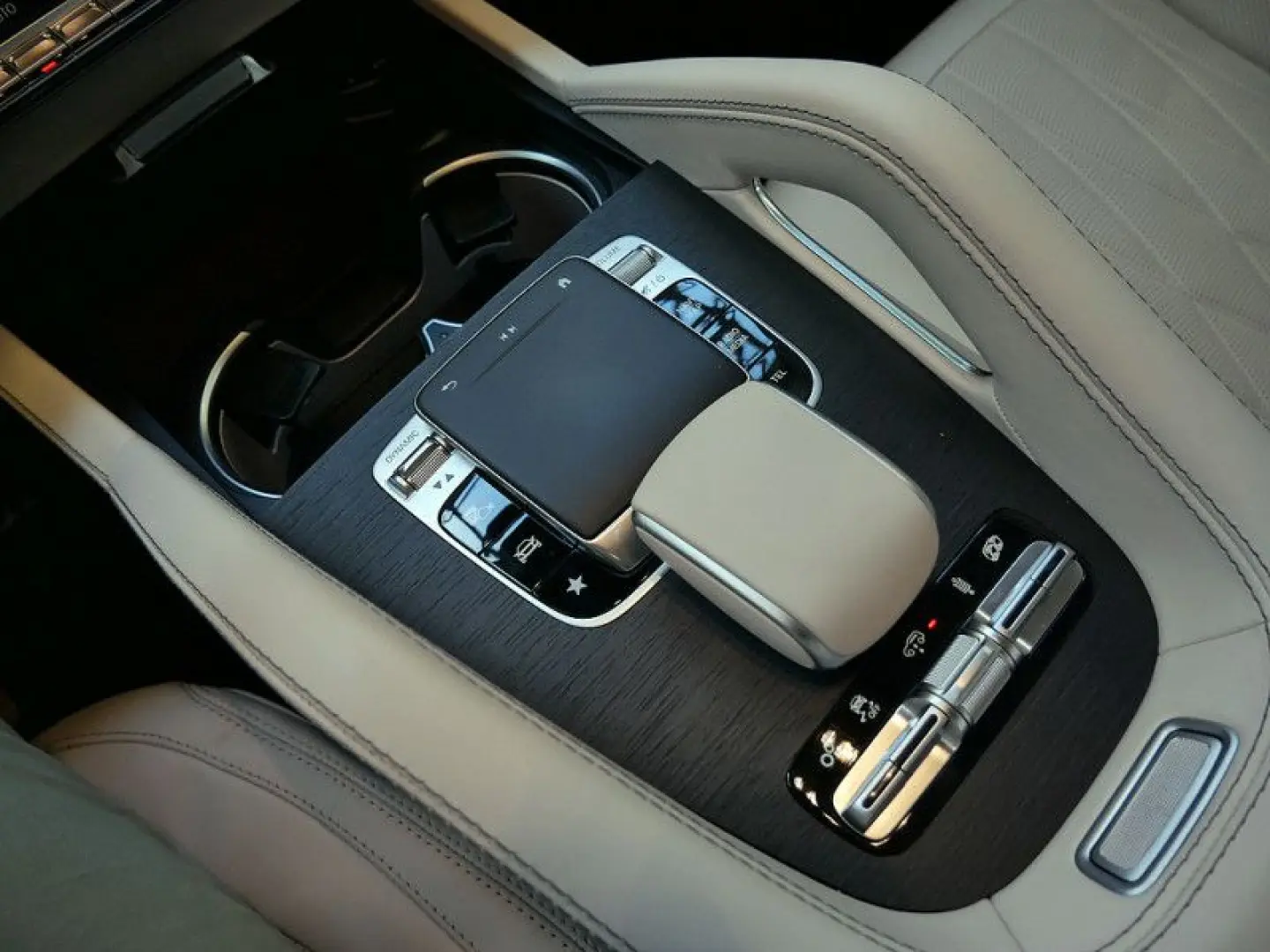 GLE 63 AMG S 4M+ NIGHT BURM DISTR DRIVERS PANO
