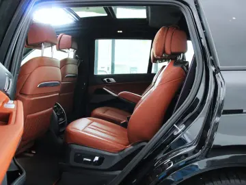 X7 xDrive M60i (G07) *Laser*ACC*360°*Massage*HUD