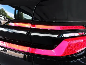 X7 xDrive M60i (G07) *Laser*ACC*360°*Massage*HUD