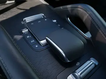 GLE 63 AMG S 4M+Coupé+HUD+PANO+STANDH+MASSAGE