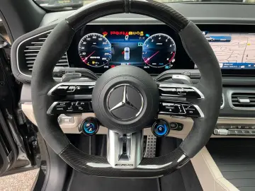 Mercedes-AMG GLE 63 S 4M+ *PANO*STANDHEIZUNG*