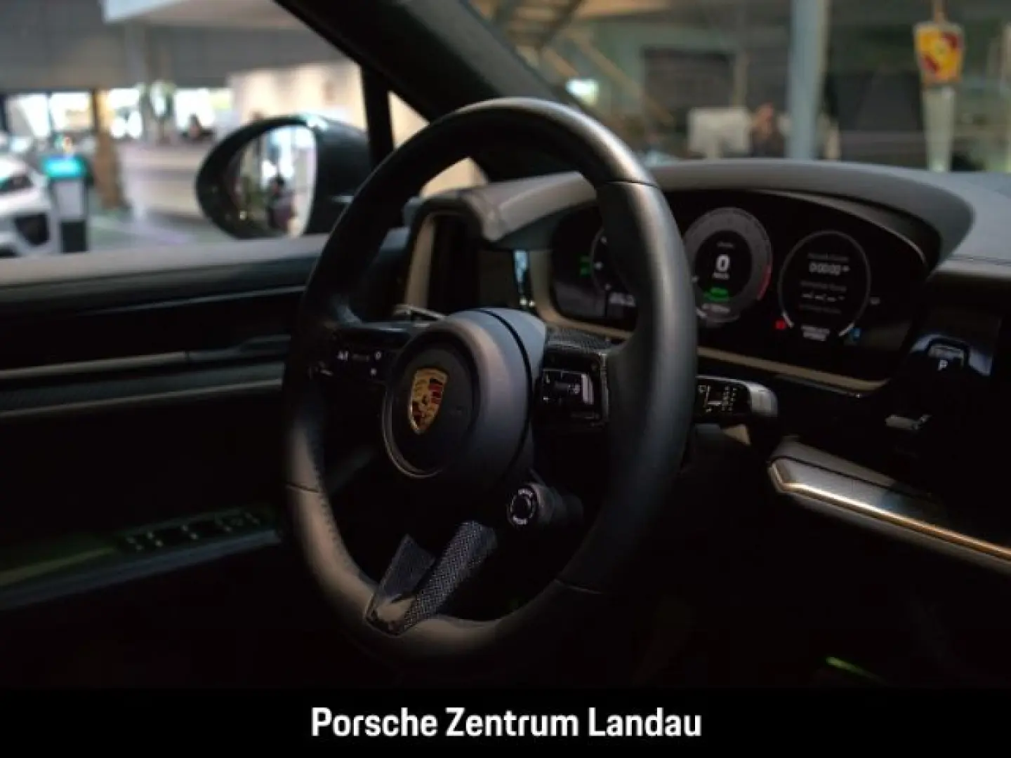 Cayenne Turbo E-Hybrid Coupe Burmester Head-Up
