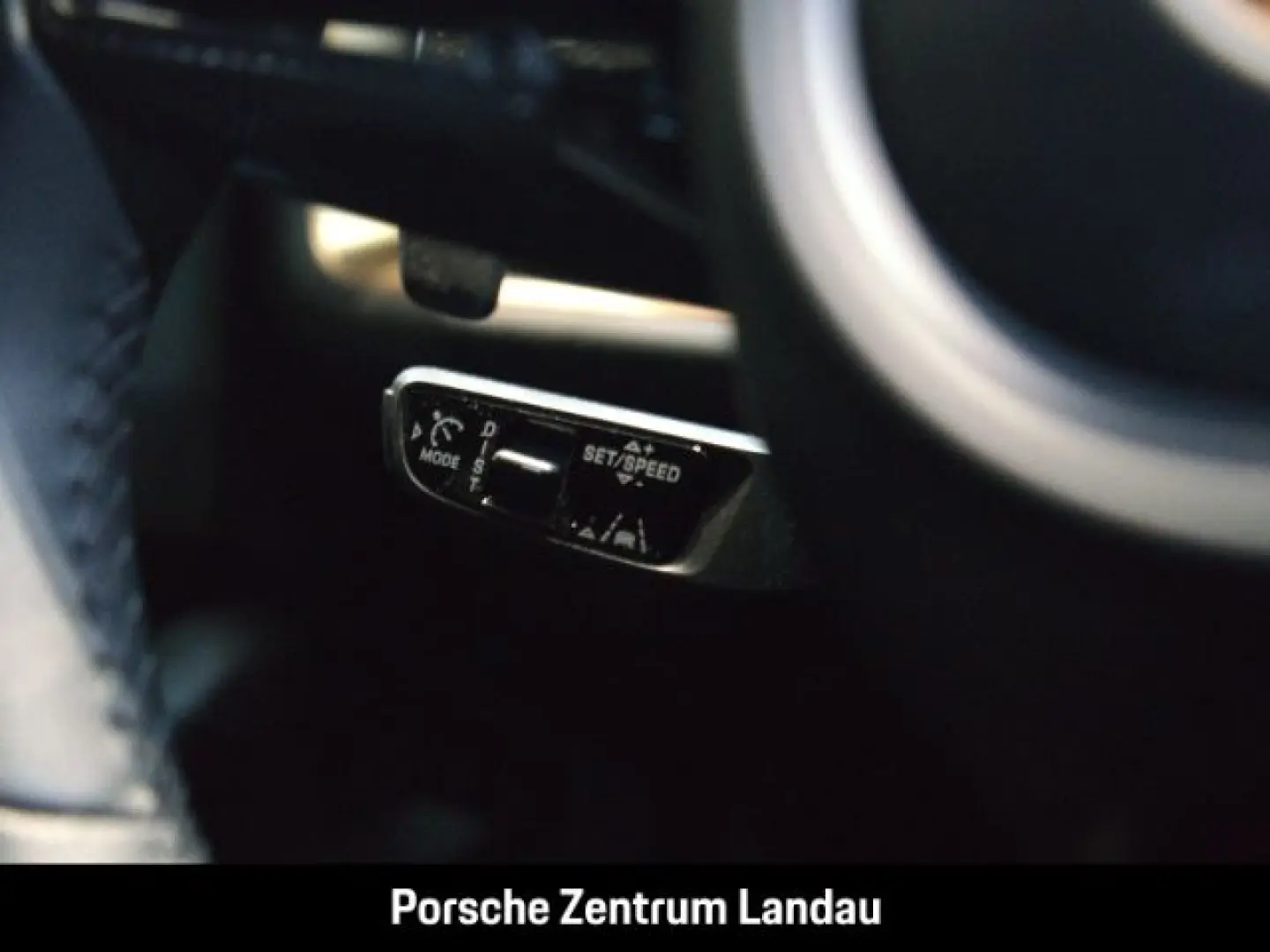 Cayenne Turbo E-Hybrid Coupe Burmester Head-Up