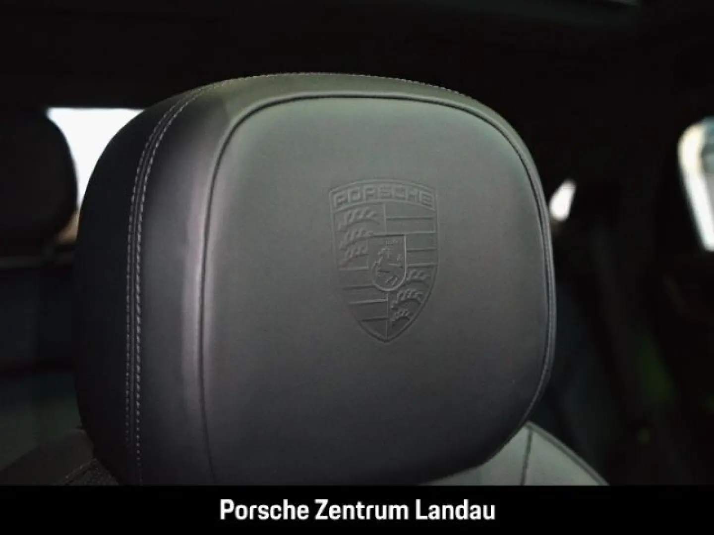 Cayenne Turbo E-Hybrid Coupe Burmester Head-Up