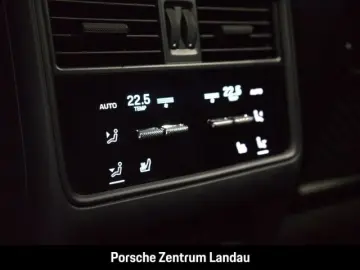 Cayenne Turbo E-Hybrid Coupe Burmester Head-Up