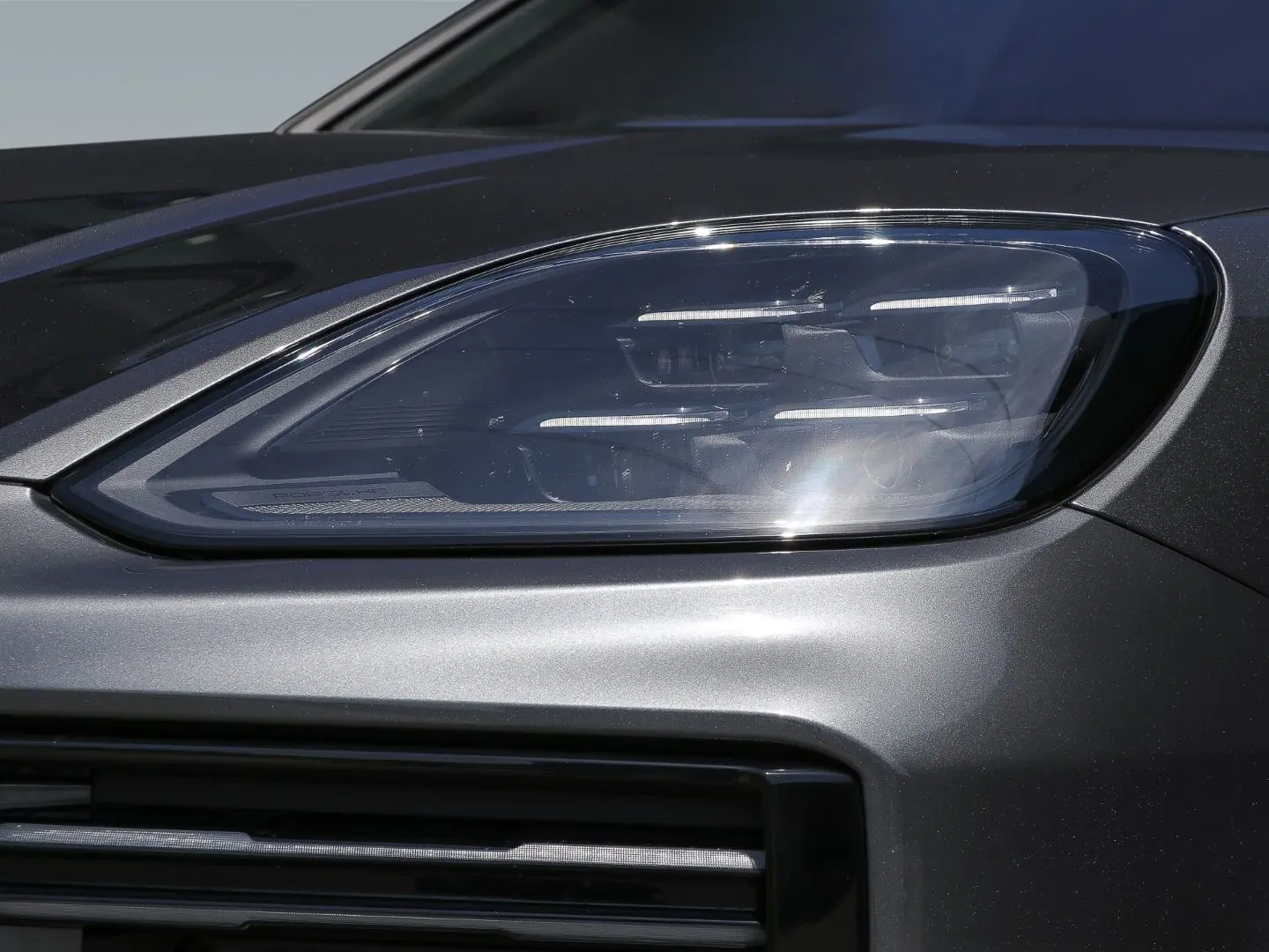 Cayenne Turbo E-Hybrid Burmester LED-Matrix