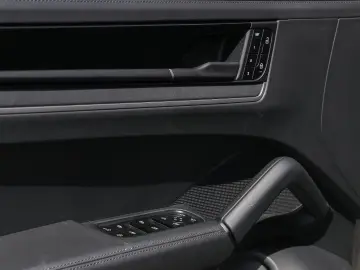 Cayenne Turbo E-Hybrid Burmester LED-Matrix
