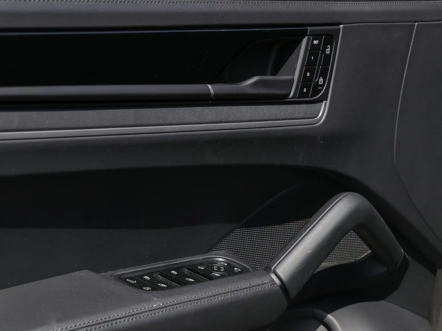 Cayenne Turbo E-Hybrid Burmester LED-Matrix