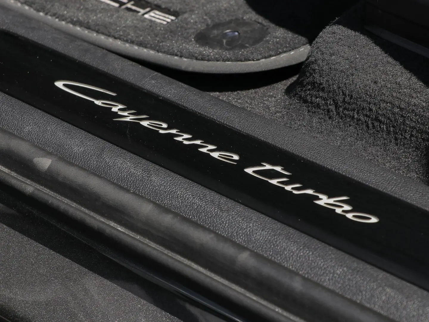 Cayenne Turbo E-Hybrid Burmester LED-Matrix