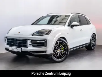 Cayenne E-Hybrid BOSE Sportabgas HD-Matrix Panor