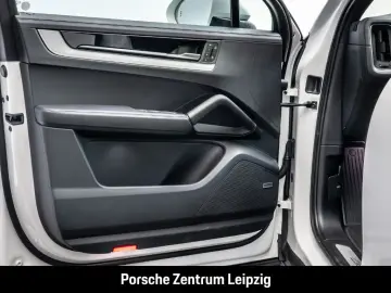 Cayenne E-Hybrid BOSE Sportabgas HD-Matrix Panor