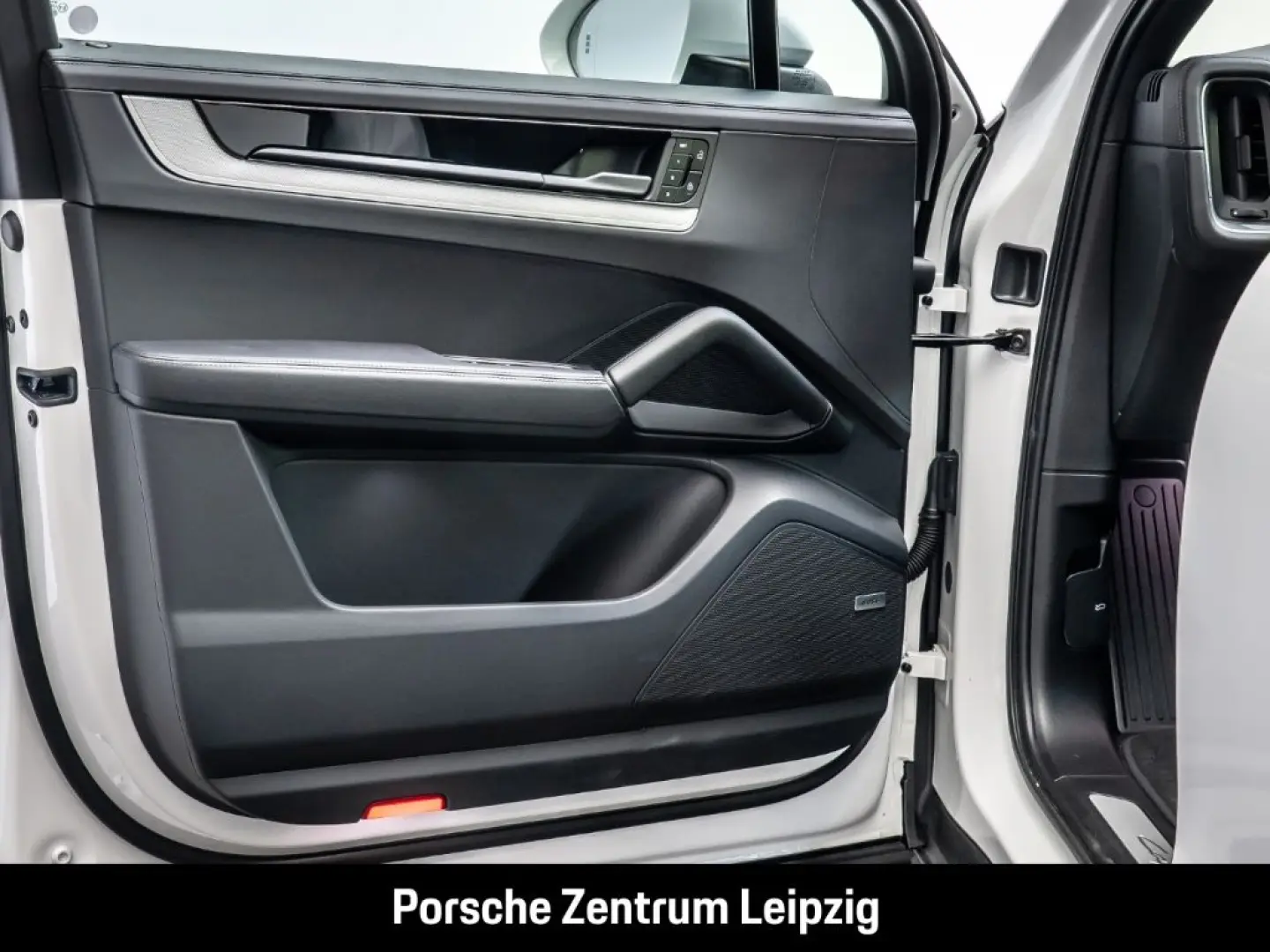 Cayenne E-Hybrid BOSE Sportabgas HD-Matrix Panor
