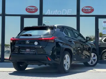 Lexus UX 2.0 Hibrid 2020