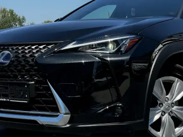 Lexus UX 2.0 Hibrid 2020