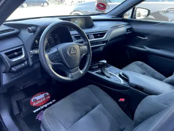 Lexus UX 2.0 Hibrid 2020