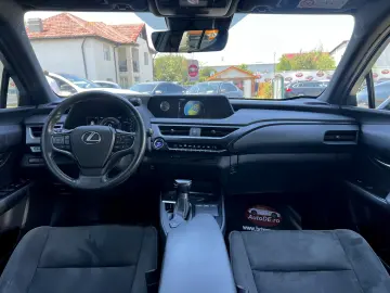 Lexus UX 2.0 Hibrid 2020