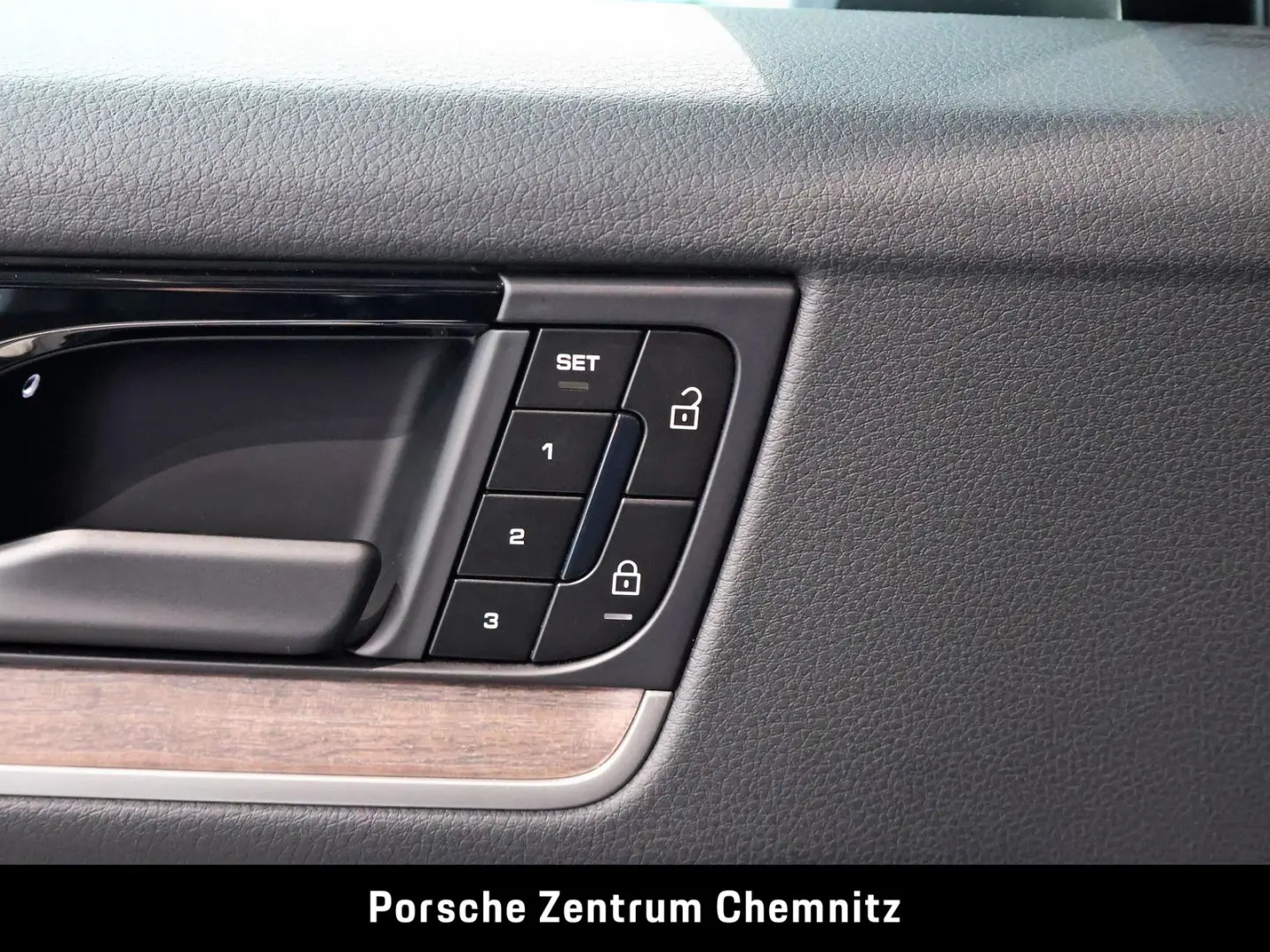 Cayenne E-Hybrid Luft;14-Wege;ACC;Komfortzugang