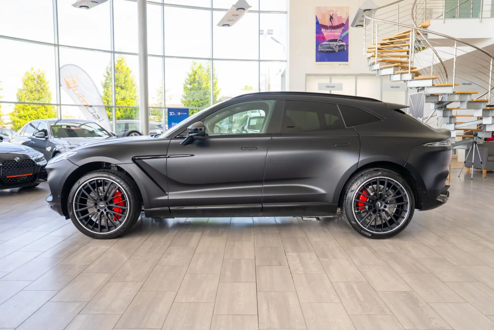 Aston Martin DBX 4.0 V8 Automatic 4x4 - Black