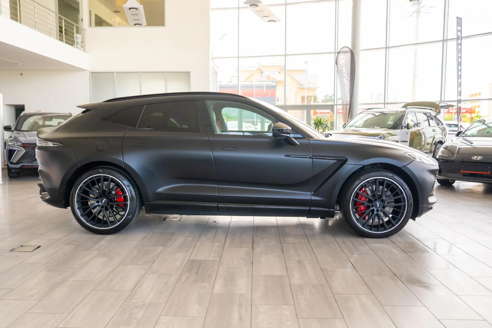 Aston Martin DBX 4.0 V8 Automatic 4x4 - Black