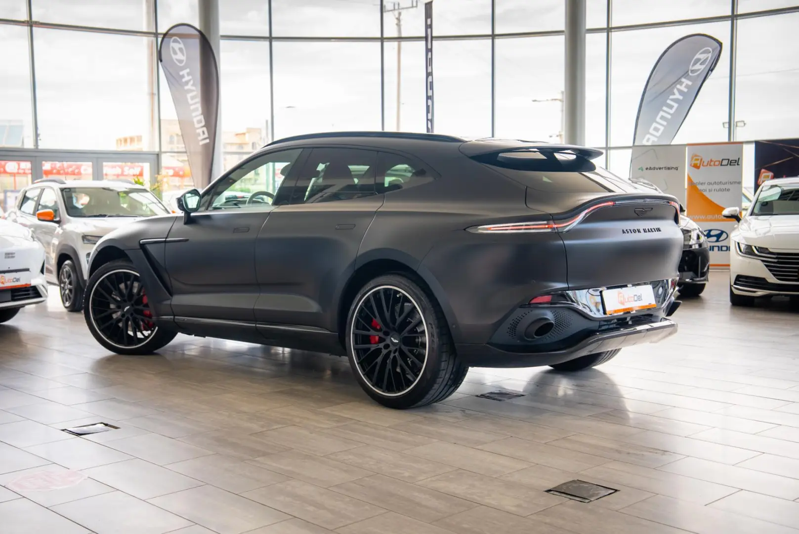 Aston Martin DBX 4.0 V8 Automatic 4x4 - Black