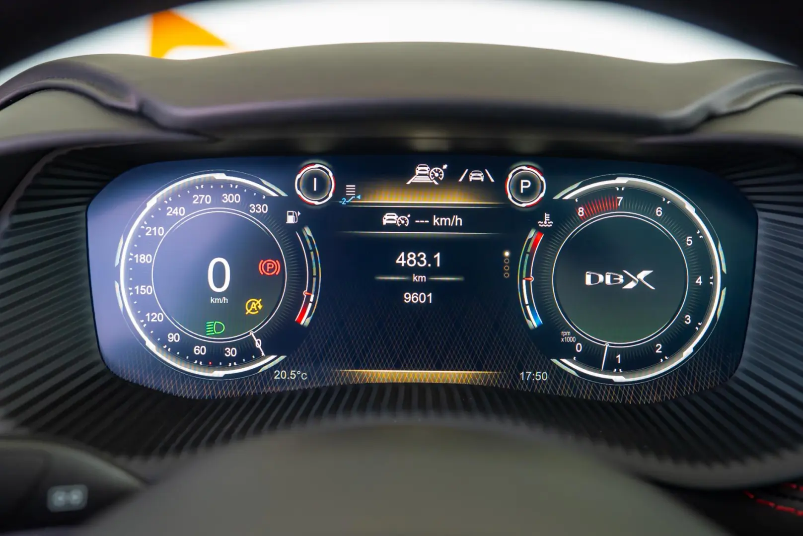Aston Martin DBX 4.0 V8 Automatic 4x4 - Black