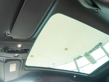 Aston Martin DBX 4.0 V8 Automatic 4x4 - Black