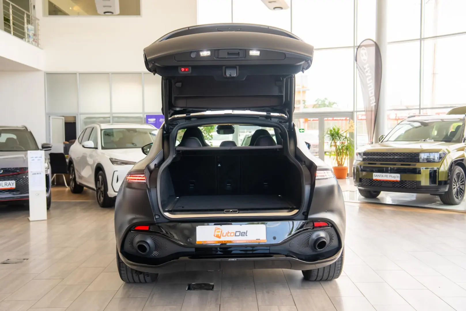 Aston Martin DBX 4.0 V8 Automatic 4x4 - Black