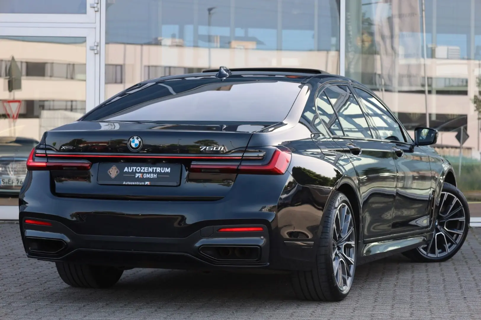 750 i xDrive M Sport Individual B&W Laser 3xTV
