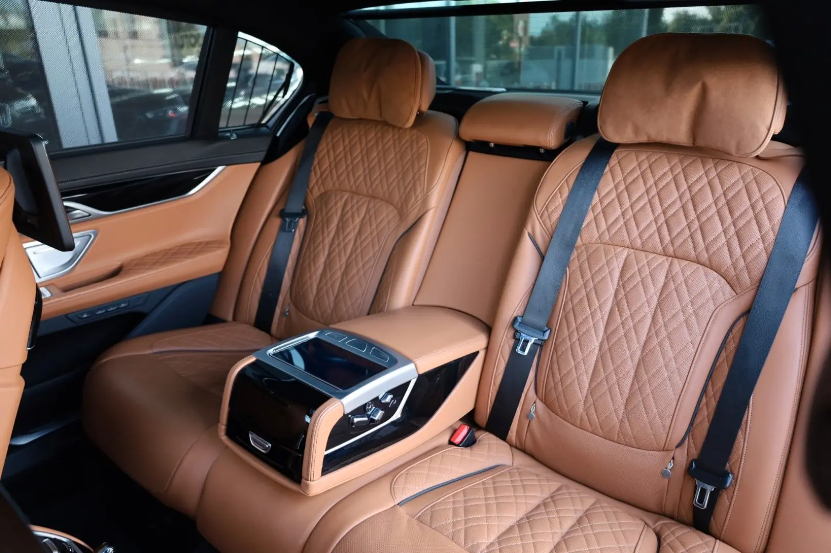 750 i xDrive M Sport Individual B&W Laser 3xTV
