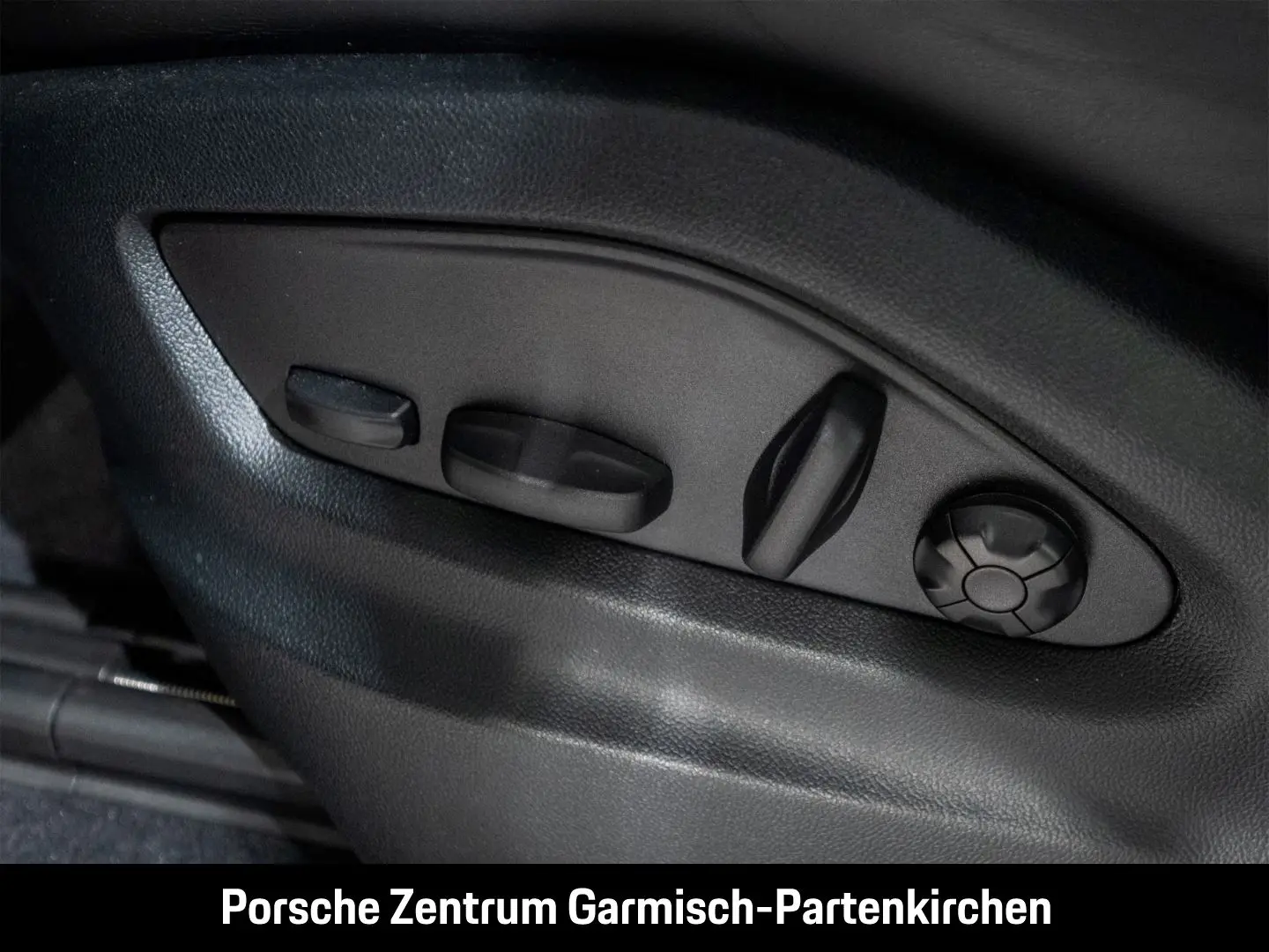 Cayenne E-Hybrid 360 Kamera HUD LenkradHZG SHZ