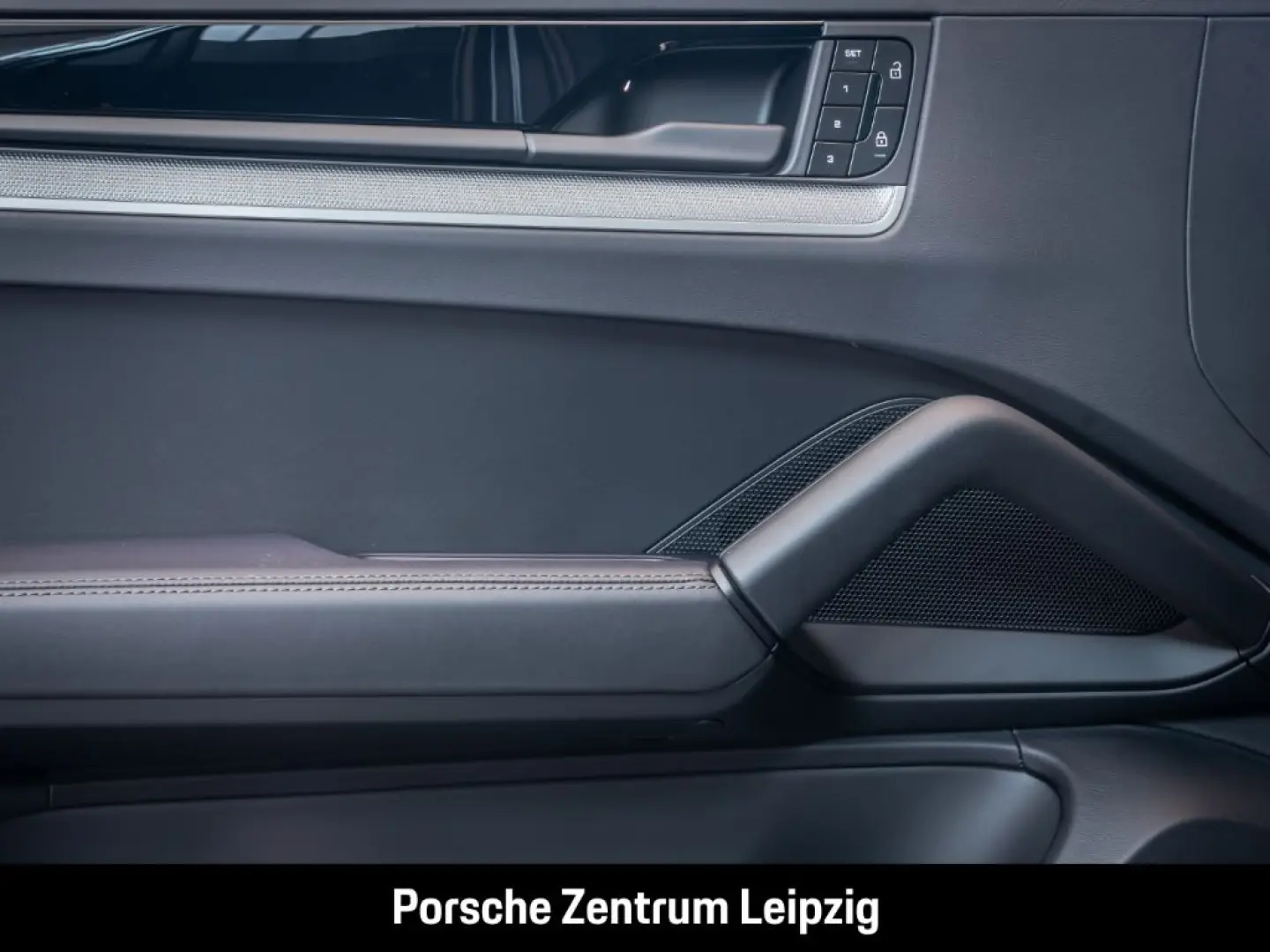 Cayenne E-Hybrid Coupe Massage SportDesign ACC