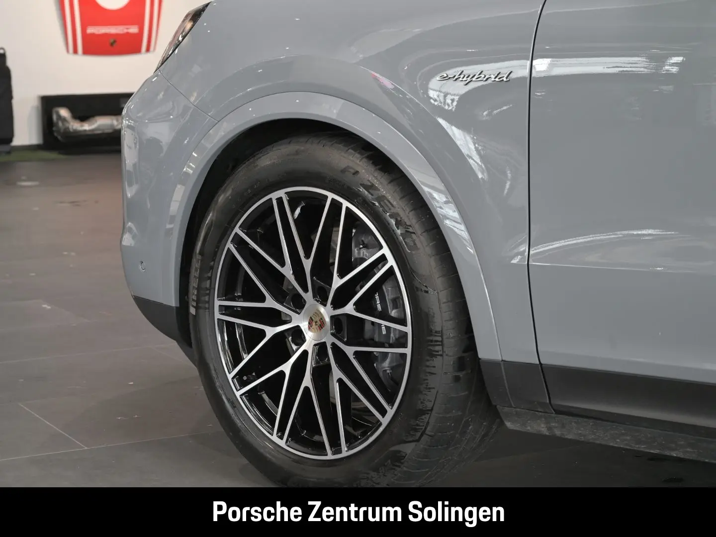 Cayenne E-Hybrid Coupe BOSE HD Matrix 21'' AHK