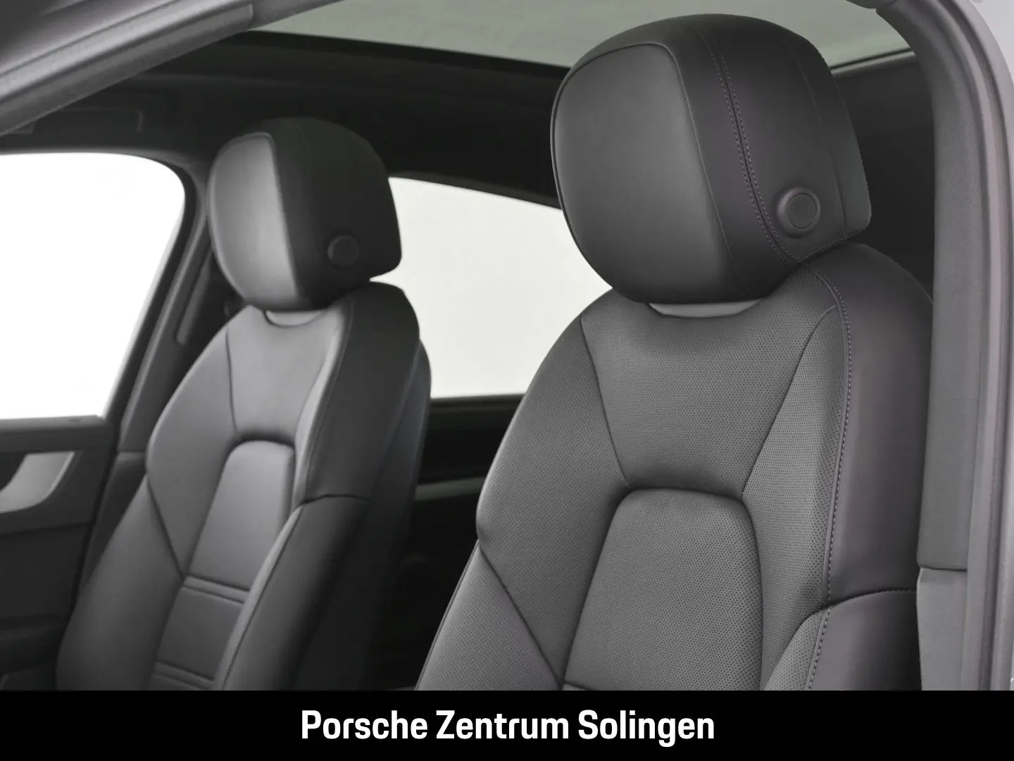 Cayenne E-Hybrid Coupe BOSE HD Matrix 21'' AHK