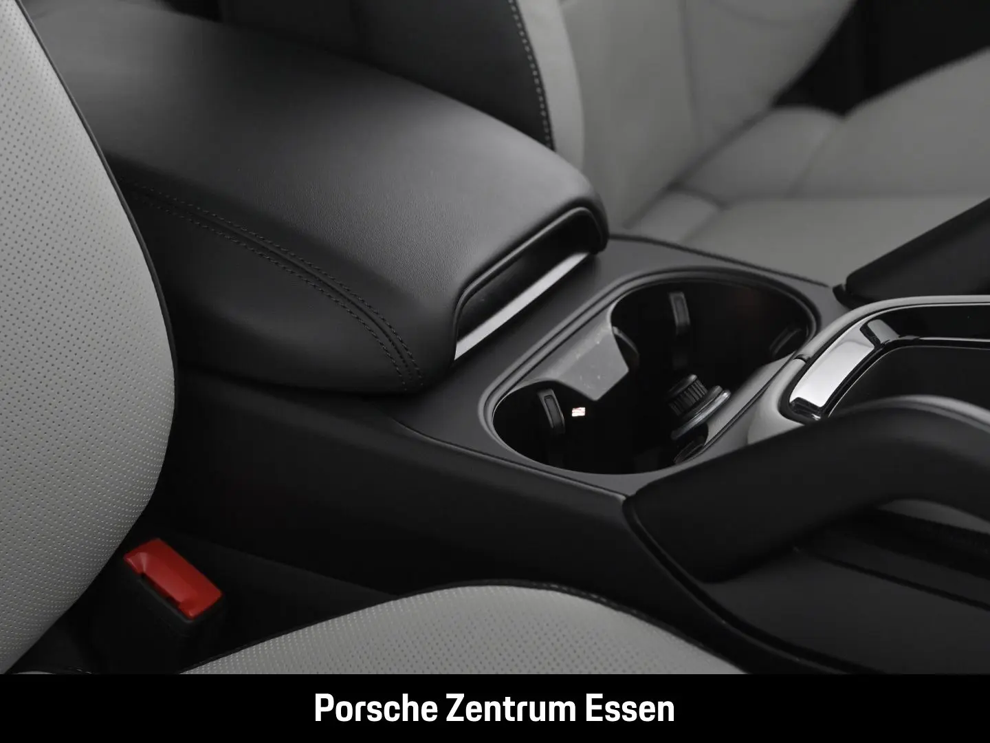 Cayenne E-Hybrid Coupe( Sportpaket 360 Kamera Pr