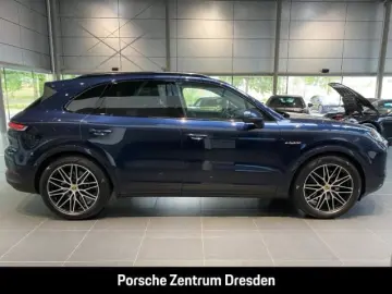Cayenne E-Hybrid Pano*AHK* SH v+h*Massage*Inno*L