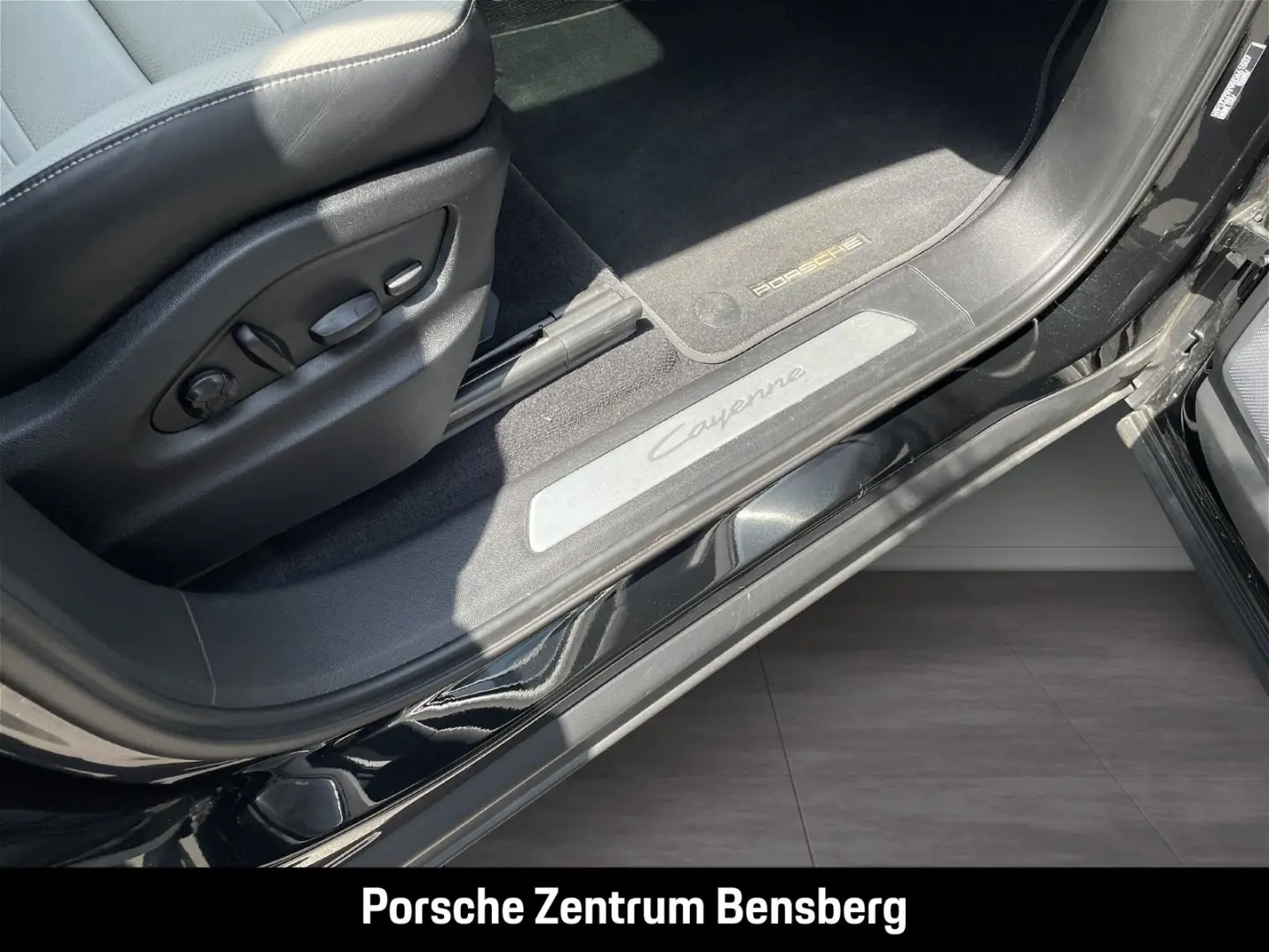 Cayenne E-Hybrid Coupé Burmester SportAbgas Mass